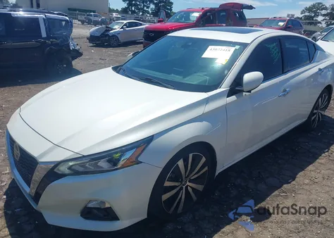 2020 Nissan Altima Platinum Vc-Turbo Fwd from USA, damaged, VIN 1N4AL4FV8LC150792